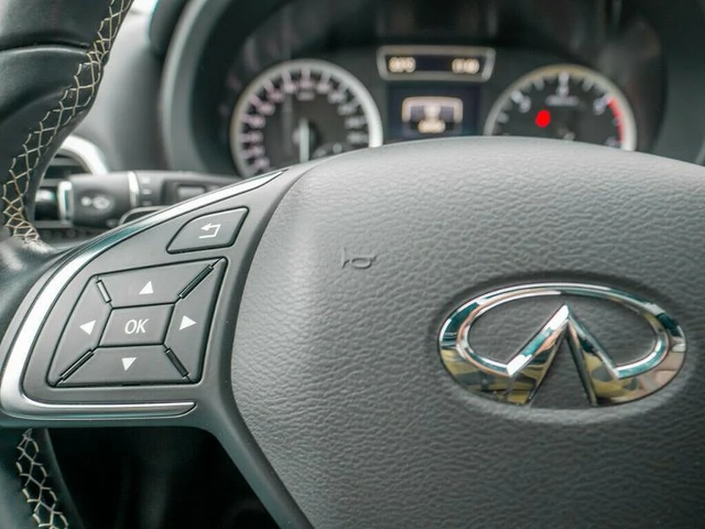 Infiniti Q30 2.2d AWD - автомобили, коли, обяви за нови и употребявани 11