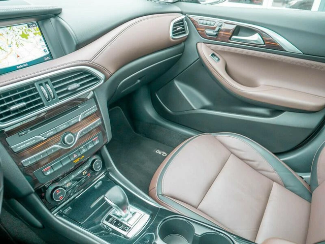 Infiniti Q30 2.2d AWD - автомобили, коли, обяви за нови и употребявани 13