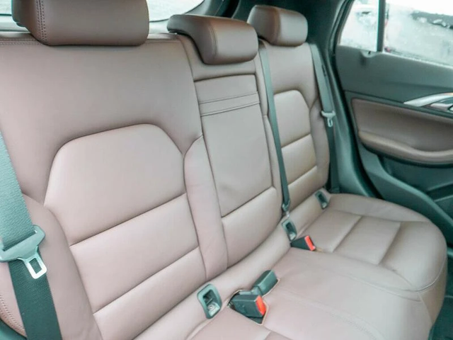 Infiniti Q30 2.2d AWD - автомобили, коли, обяви за нови и употребявани 3