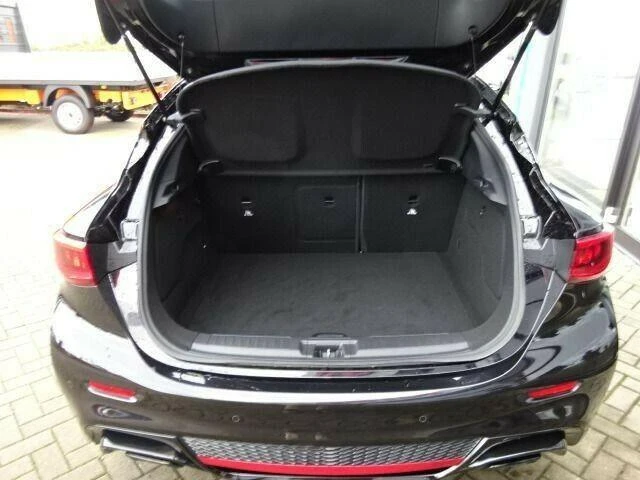 Infiniti Q30 2.2d AWD Sport - автомобили, коли, обяви за нови и употребявани 5