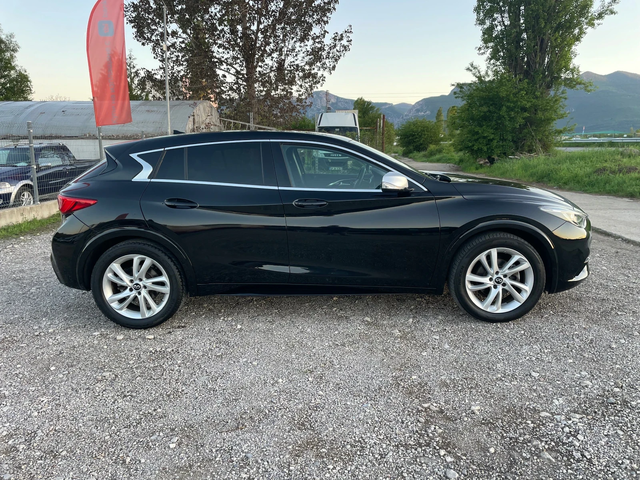 Infiniti Q30 1.5TDI-LUXURY-ITALIA - автомобили, коли, обяви за нови и употребявани 3