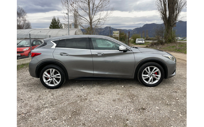infiniti-q30 - 3