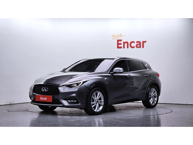 Infiniti Q30 2.0 Essential - автомобили, коли, обяви за нови и употребявани 0