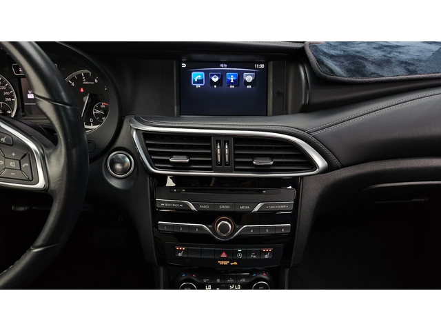 Infiniti Q30 2.0 Essential - автомобили, коли, обяви за нови и употребявани 14