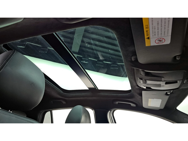 Infiniti Q30 2.0 Essential - автомобили, коли, обяви за нови и употребявани 5