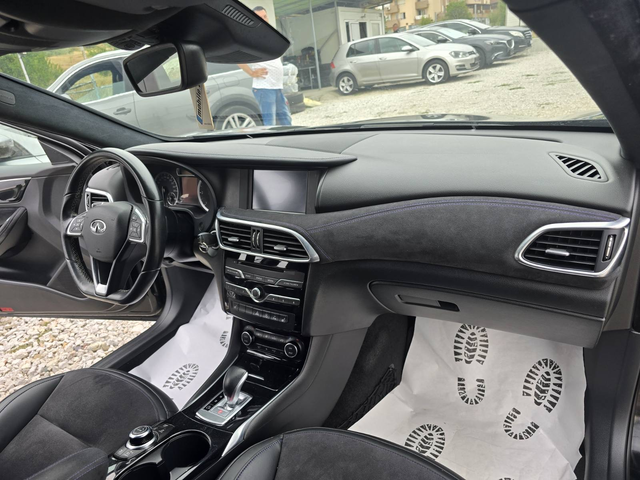 Infiniti Q30 QS30 4X4 - автомобили, коли, обяви за нови и употребявани 12
