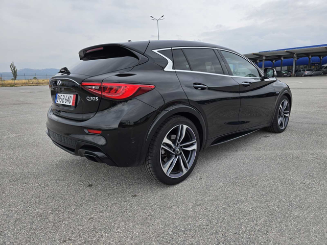 Infiniti Q30 QS30 4X4 - автомобили, коли, обяви за нови и употребявани 6