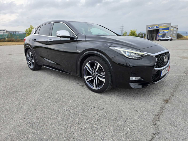Infiniti Q30 QS30 4X4 - автомобили, коли, обяви за нови и употребявани 8