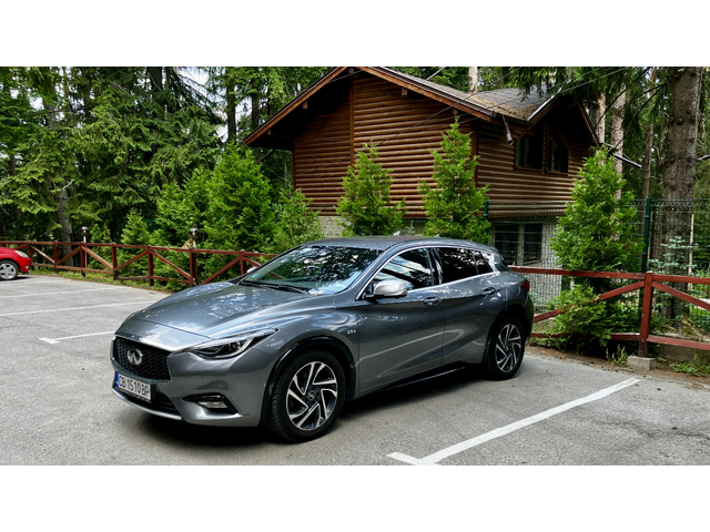 Infiniti Q30 QX30 2.2D 16V TURBO 4x4 64000km - автомобили, коли, обяви за нови и употребявани 0