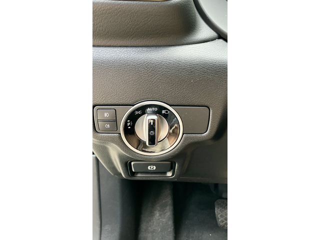 Infiniti Q30 QX30 2.2D 16V TURBO 4x4 64000km - автомобили, коли, обяви за нови и употребявани 10