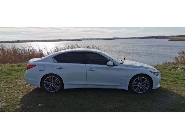 Infiniti Q50 3.5 Hybrid Premium - автомобили, коли, обяви за нови и употребявани 3