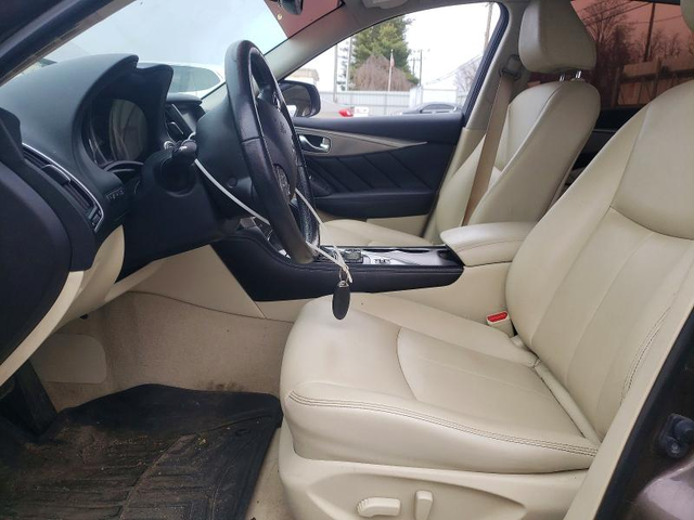 Infiniti Q50, 2015 г., 245576 км, 0 к.с. - автомобили, коли, обяви за нови и употребявани 6