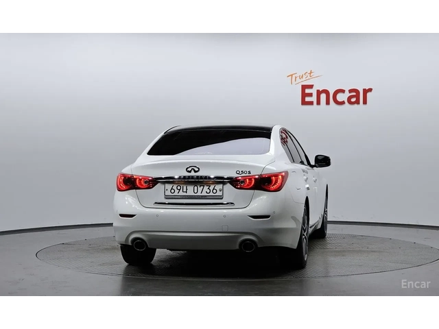 Infiniti Q50 S 3.5 Hybrid - автомобили, коли, обяви за нови и употребявани 3