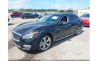 infiniti-q70 - 1