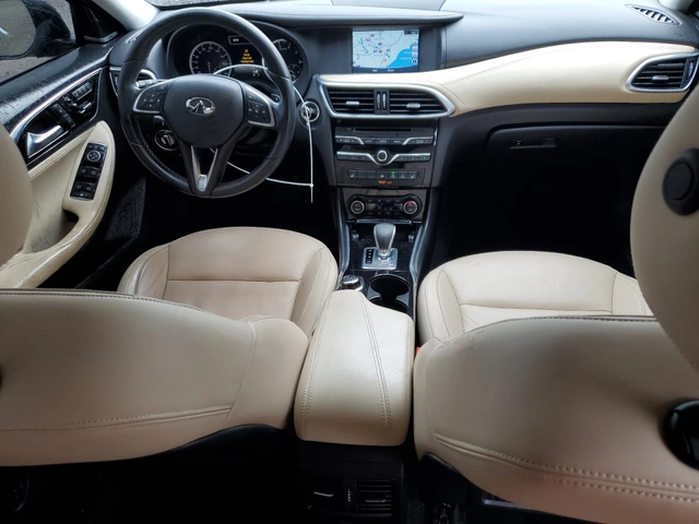 Infiniti QX30 - автомобили, коли, обяви за нови и употребявани 7