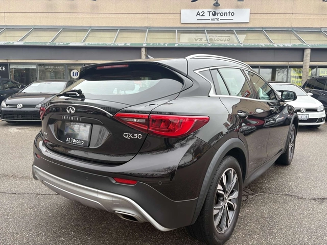 Infiniti QX30 4x4 67000КМ. ЦЕНА ДО БГ. - автомобили, коли, обяви за нови и употребявани 3