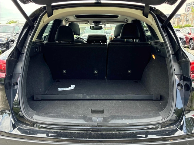 Infiniti QX50 CARFAX - автомобили, коли, обяви за нови и употребявани 11
