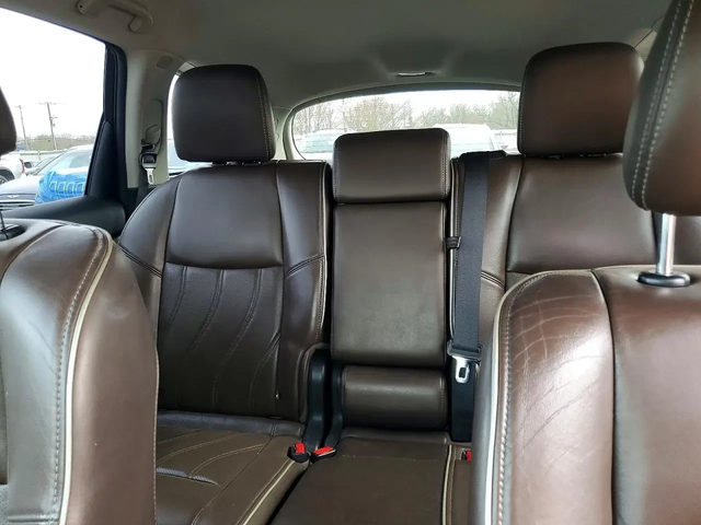 Infiniti QX60 - автомобили, коли, обяви за нови и употребявани 8