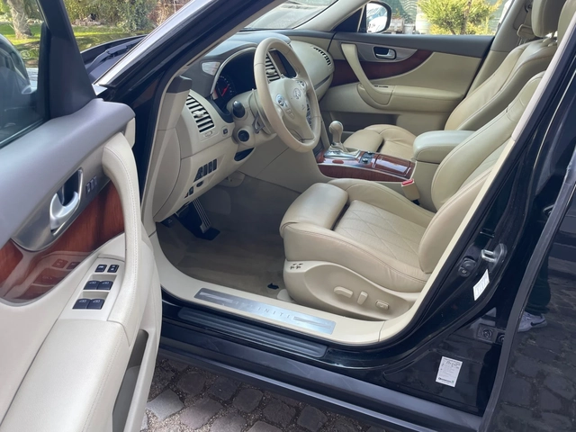 Infiniti QX70 FX 3.0dS AWD Premium AUTOMATIC - автомобили, коли, обяви за нови и употребявани 6