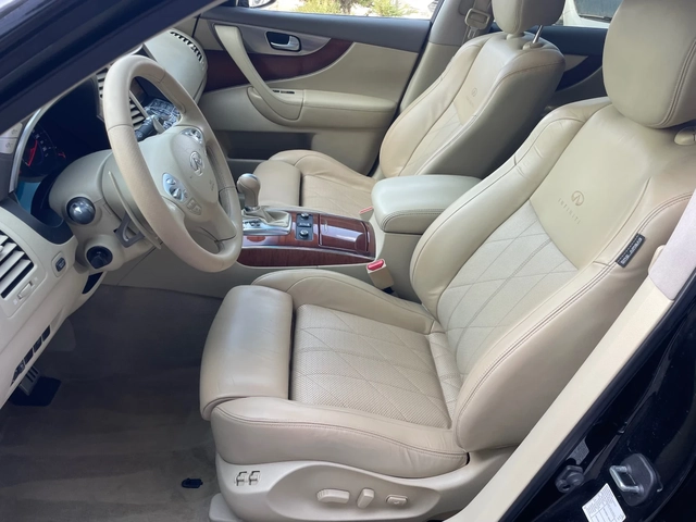 Infiniti QX70 FX 3.0dS AWD Premium AUTOMATIC - автомобили, коли, обяви за нови и употребявани 7