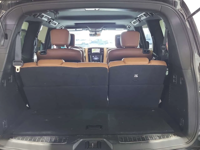 Infiniti QX80 LUXE| ОТ ПРЕДСТАВИТЕЛСТВО| DISTRONIC| ОБДУХ| ПОДГР - автомобили, коли, обяви за нови и употребявани 3