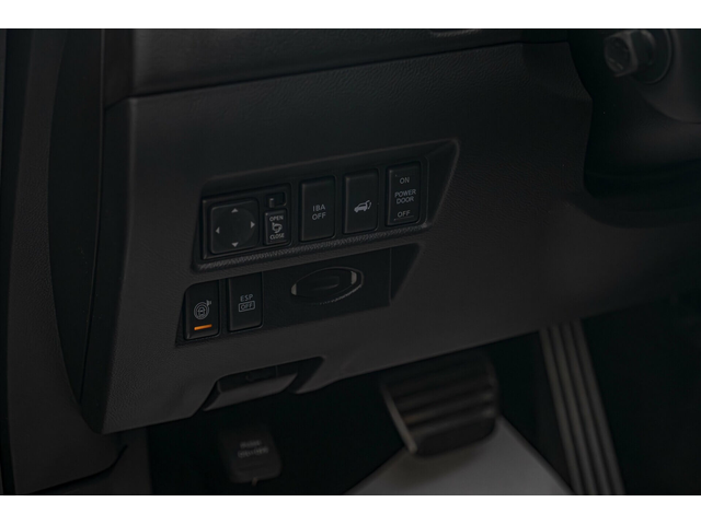 Infinity FX30 SD/Дистроник/Lane Assist/Камера 360/Обдухване - автомобили, коли, обяви за нови и употребявани 7