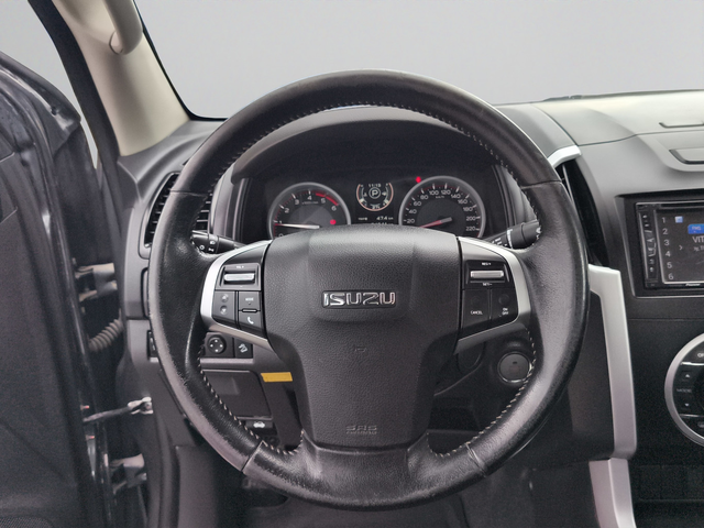 Isuzu D MAX 4x4 D/C GRAVITY 6AT - автомобили, коли, обяви за нови и употребявани 9
