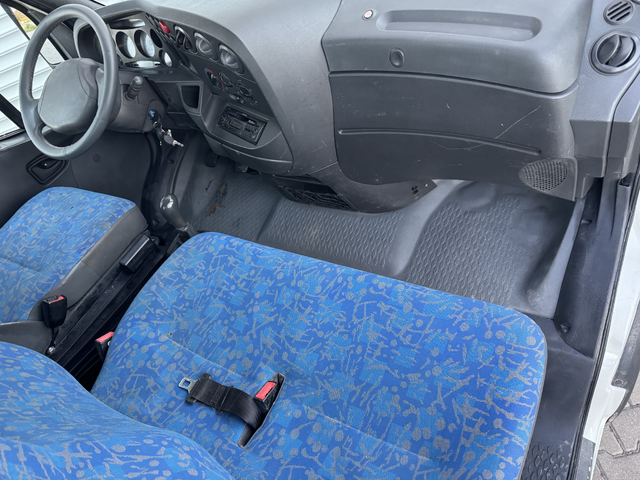 Iveco 35c11 2.3d 110k.c., 3500кг., самосвал, N1, "B" кат., 2+1м., топ с-ние, внос Франция - автомобили, коли, обяви за нови и употребявани 13