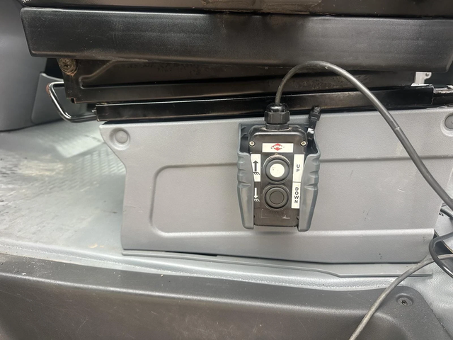 Iveco 35c11 Самосвал - автомобили, коли, обяви за нови и употребявани 11