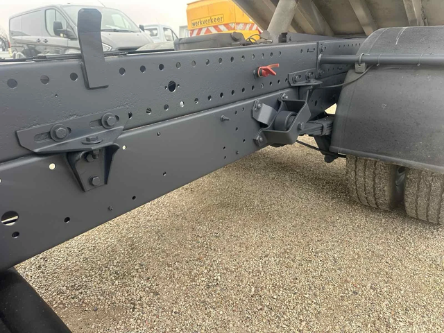 Iveco 35c11 Самосвал - автомобили, коли, обяви за нови и употребявани 6