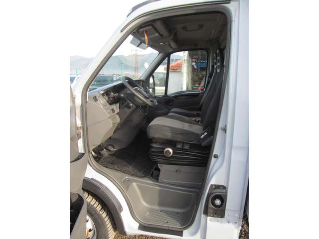Iveco 35c13 2.2* 126* k.c - автомобили, коли, обяви за нови и употребявани 8