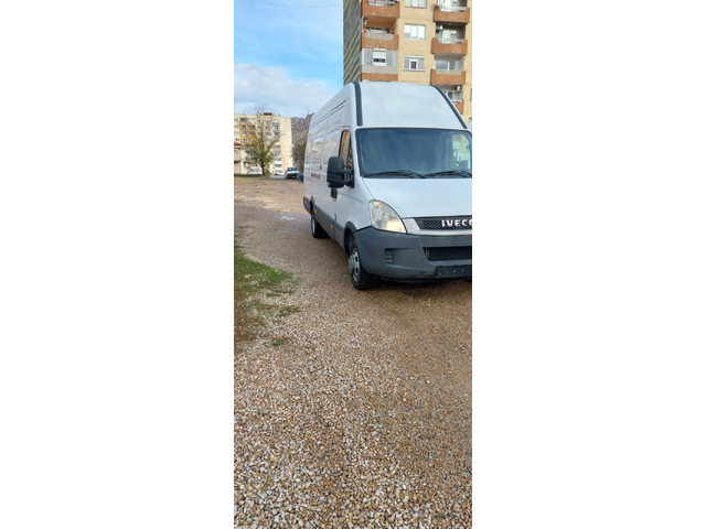 Iveco 35c13 2.3 jtd клима макси - автомобили, коли, обяви за нови и употребявани 1