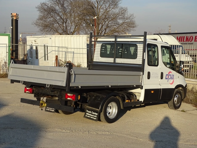Iveco 35c13 КАТ. * Б* 7-места * КЛИМАТИК* - автомобили, коли, обяви за нови и употребявани 10