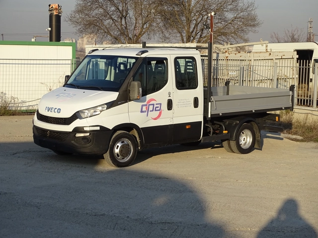 Iveco 35c13 КАТ. * Б* 7-места * КЛИМАТИК* - автомобили, коли, обяви за нови и употребявани 7