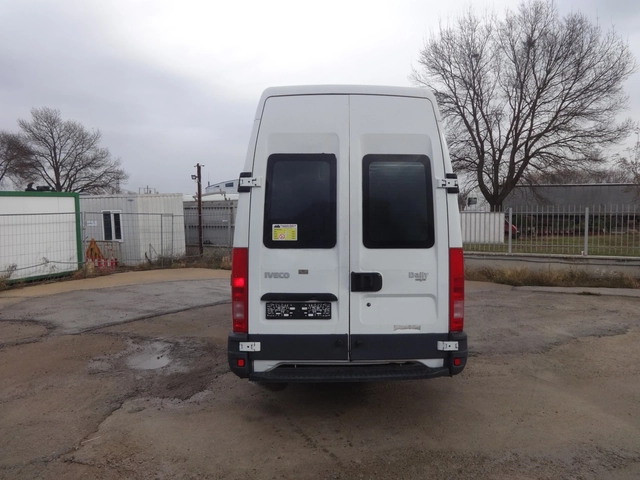 Iveco 35c13 35C13  КАТ. * Б* - автомобили, коли, обяви за нови и употребявани 4