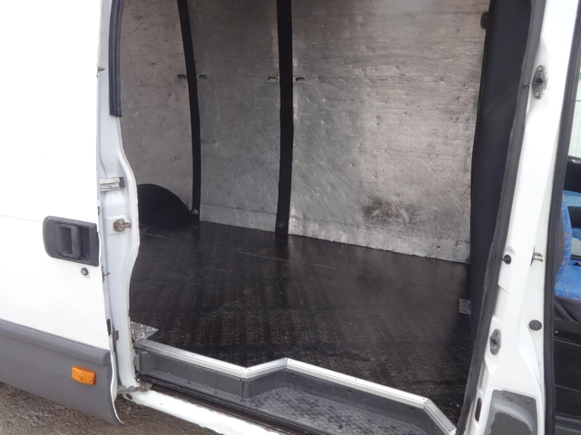 Iveco 35c13 35C13  КАТ. * Б* - автомобили, коли, обяви за нови и употребявани 8
