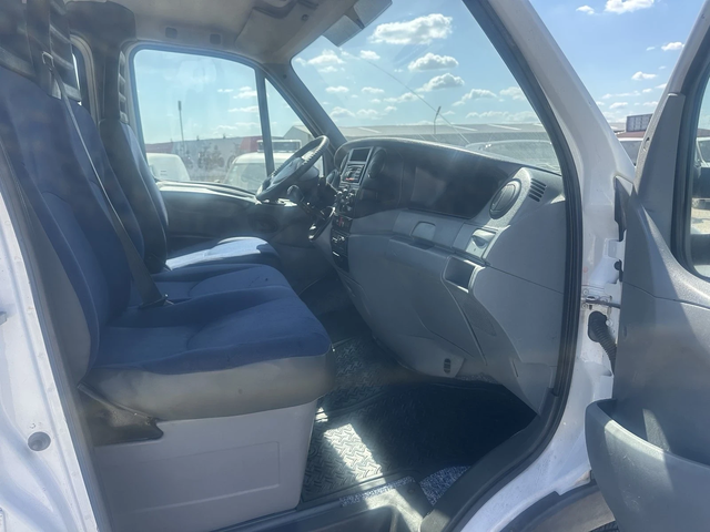 Iveco 35c15 - автомобили, коли, обяви за нови и употребявани 12