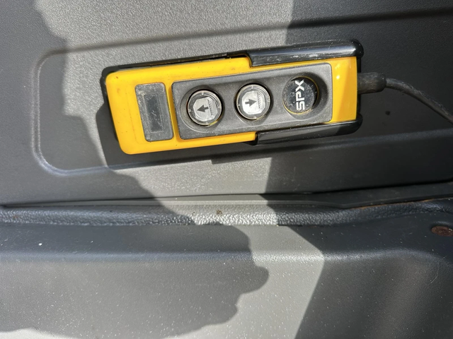 Iveco 35c15 Самосвал задно разтоварване - автомобили, коли, обяви за нови и употребявани 14