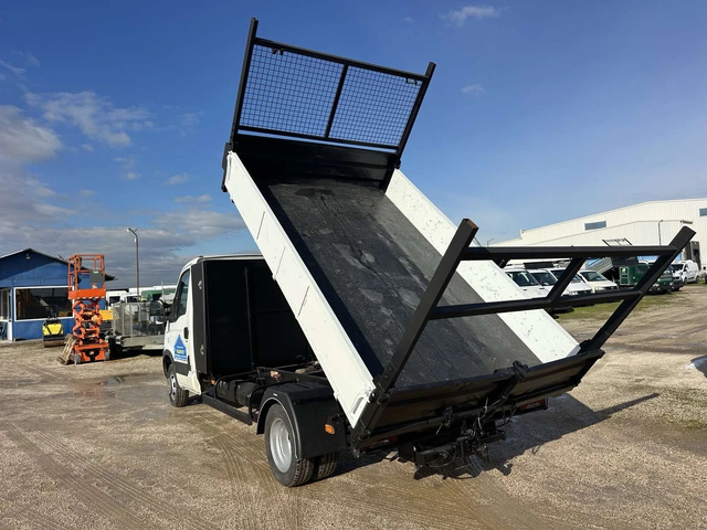 Iveco 35c15 Самосвал задно разтоварване - автомобили, коли, обяви за нови и употребявани 4