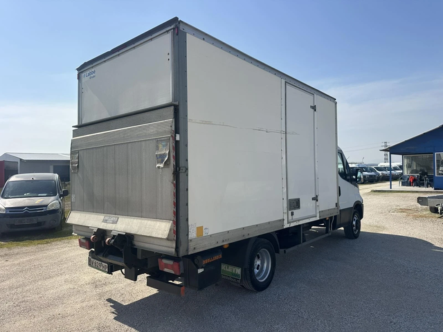 Iveco 35c15 - автомобили, коли, обяви за нови и употребявани 3