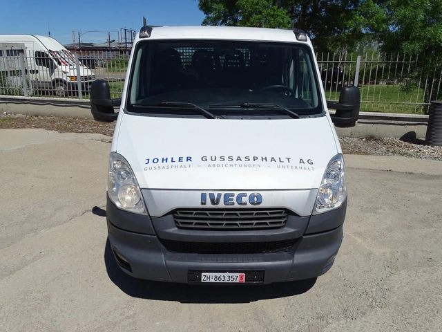 Iveco 35c15 3.0HPI  КАТ. * Б* 7-места * * * КЛИМАТИК* * * - автомобили, коли, обяви за нови и употребявани 1
