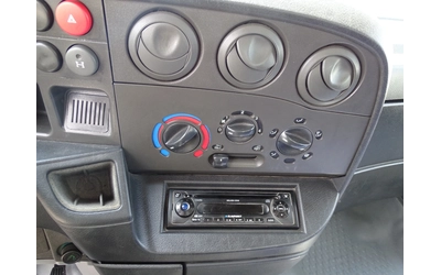Iveco 35c17 3.0HPI  КАТ. * Б* - автомобили, коли, обяви за нови и употребявани 11