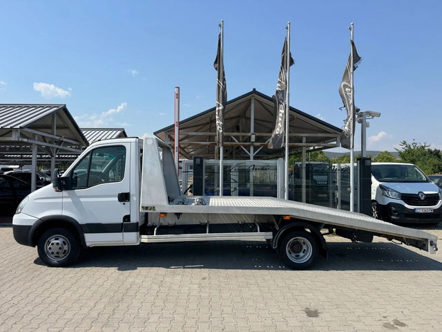 Iveco 35c18 СПЕЦИАЛЕН#КЛИМАТИК#ВЪЗГЛАВНИЦИ#ДВОЙНА ГУМА - автомобили, коли, обяви за нови и употребявани 4