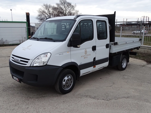 Iveco 35c18 3.0HPI  КАТ. * Б* 7-места * * ШЕРКОМ * 166 833 км - автомобили, коли, обяви за нови и употребявани 2