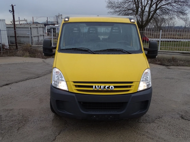 Iveco 35c18 * * * 4, 10 м КАРОСЕРИЯ* * * - автомобили, коли, обяви за нови и употребявани 1