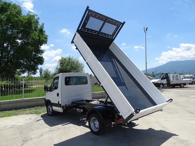 Iveco 35c18 3.0HPI  КАТ. * Б* ТРИСТРАНЕН САМОСВАЛ* * - автомобили, коли, обяви за нови и употребявани 3