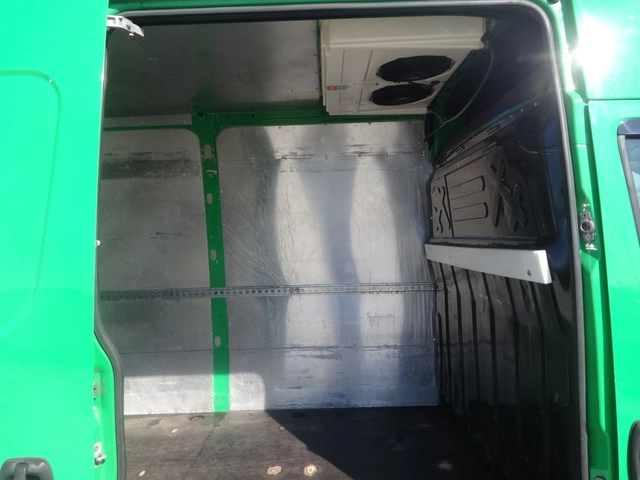 Iveco 35s11 ХЛАДИЛЕН - автомобили, коли, обяви за нови и употребявани 7