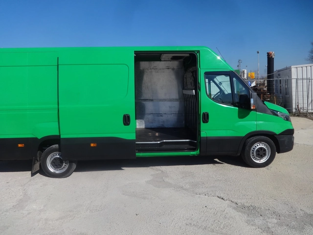 Iveco 35s11 ХЛАДИЛЕН - автомобили, коли, обяви за нови и употребявани 8