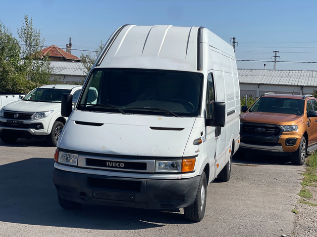 Iveco 35s12 2.3HPi Maxi - автомобили, коли, обяви за нови и употребявани 0