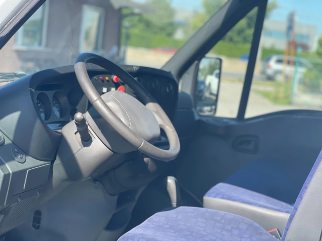 Iveco 35s12 2.3HPi Maxi - автомобили, коли, обяви за нови и употребявани 8